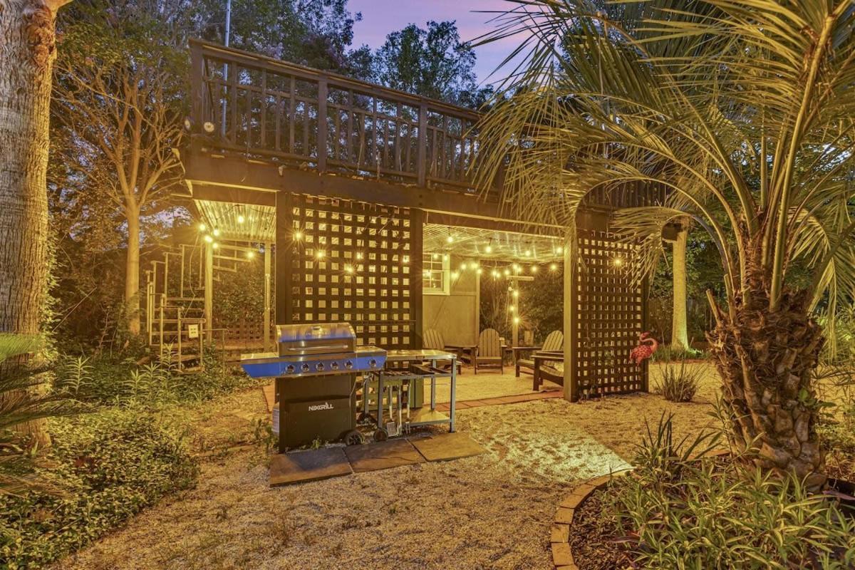 Bare Feet Bungalow -Close To Beach & Dog Friendly Gulfport Kültér fotó